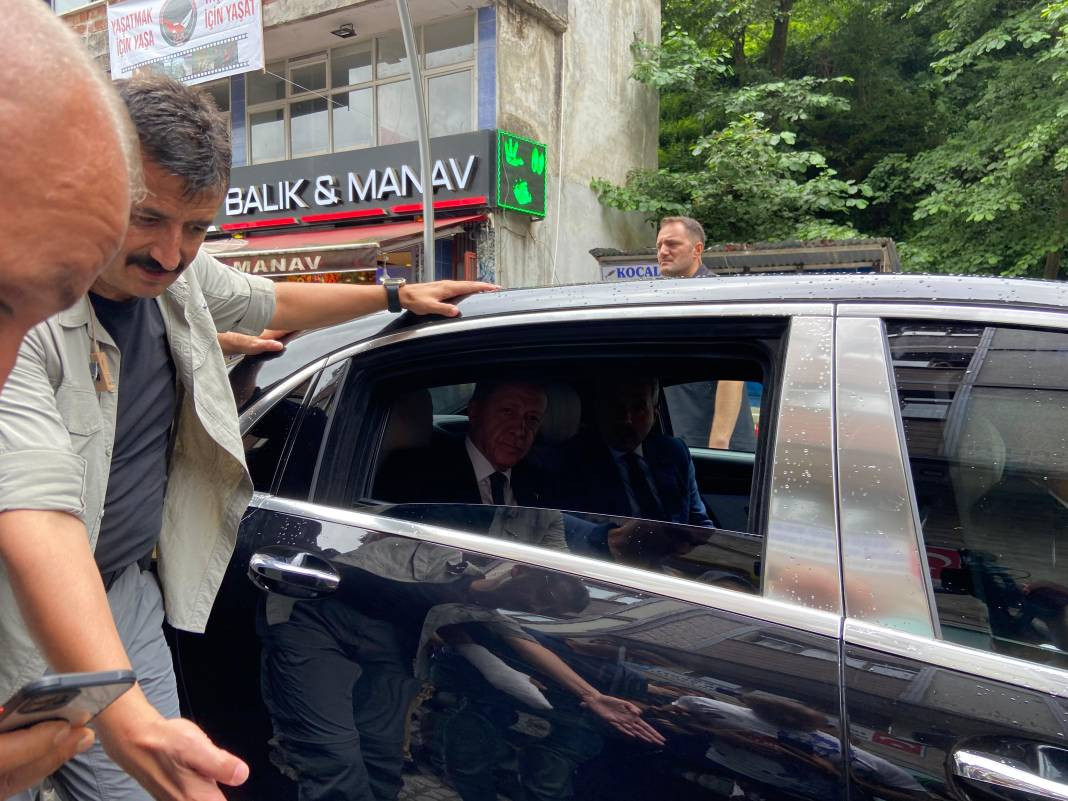 Erdoğan memleketi Güneysu'da: Komşularını ziyaret etti - Resim: 21